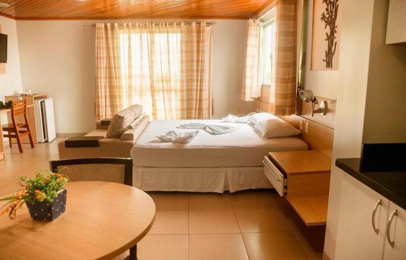 Swamy Hotel Cruzeiro do Sul  Quarto foto